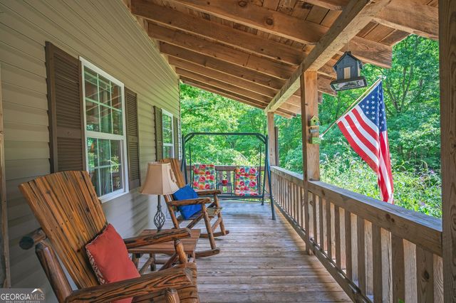 495 Dockery Lane, Mineral Bluff, GA 30559