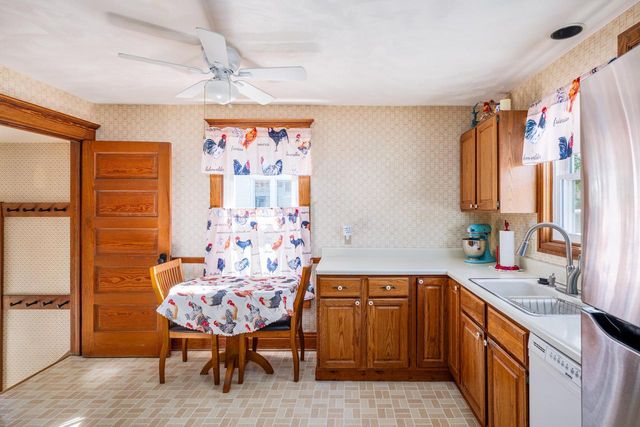 233 Kendall STREET, Burlington, WI 53105