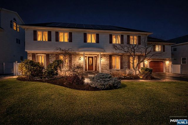 20 Albert, Moonachie, NJ 07074