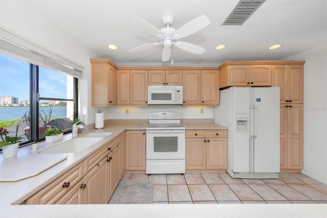 5650 ESCONDIDA BOULEVARD S, St Petersburg, FL 33715