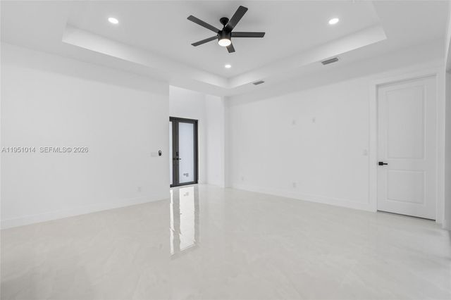 3318 30th Street SW, Lehigh Acres, FL 33976