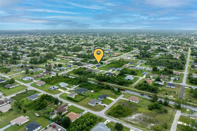 3318 30th Street SW, Lehigh Acres, FL 33976
