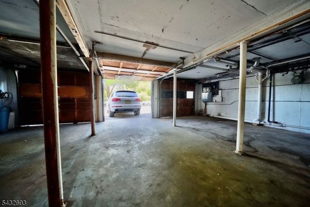 76 Doremus St, Paterson City, NJ 07522