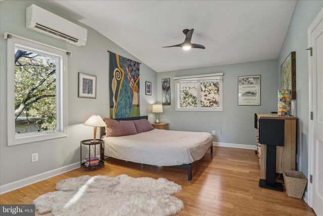 2325 S BUCHANAN ST, Arlington, VA 22206