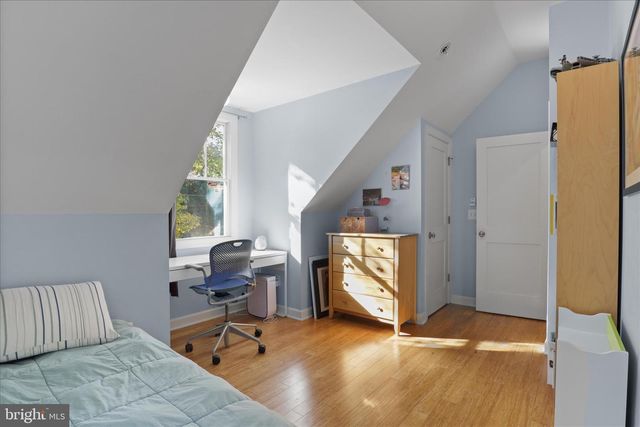 2325 S BUCHANAN ST, Arlington, VA 22206