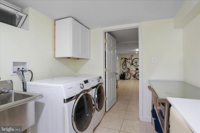 2325 S BUCHANAN ST, Arlington, VA 22206