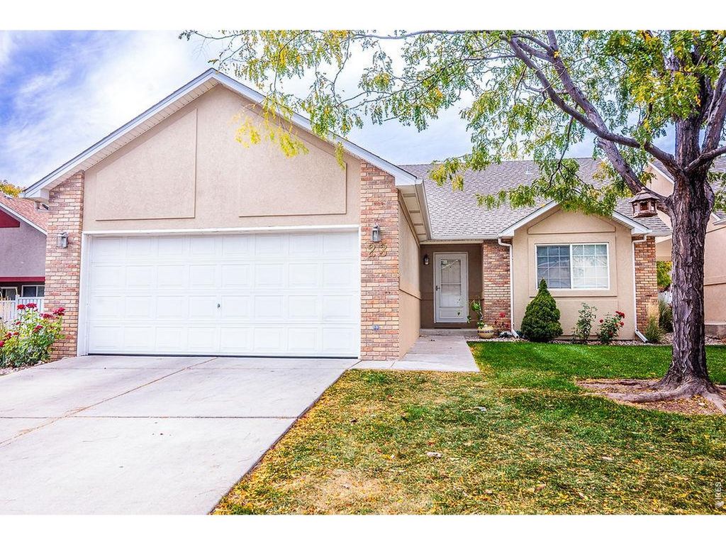 1720 32nd St 23, Evans, CO 80620