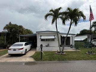1900 SW 83rd Terrace, Davie, FL 33324
