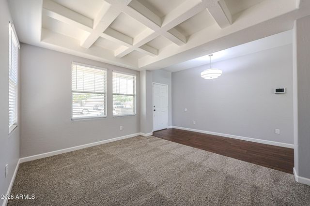 7217 W KALER Avenue, Glendale, AZ 85303