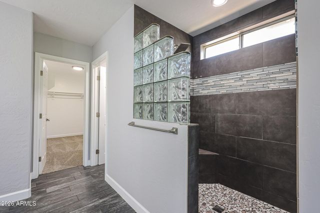 7217 W KALER Avenue, Glendale, AZ 85303