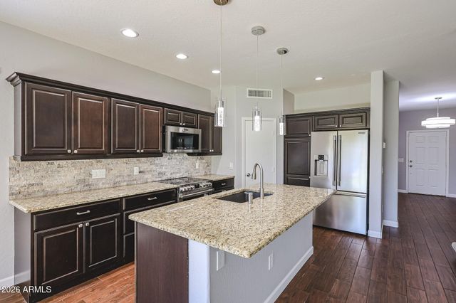 7217 W KALER Avenue, Glendale, AZ 85303