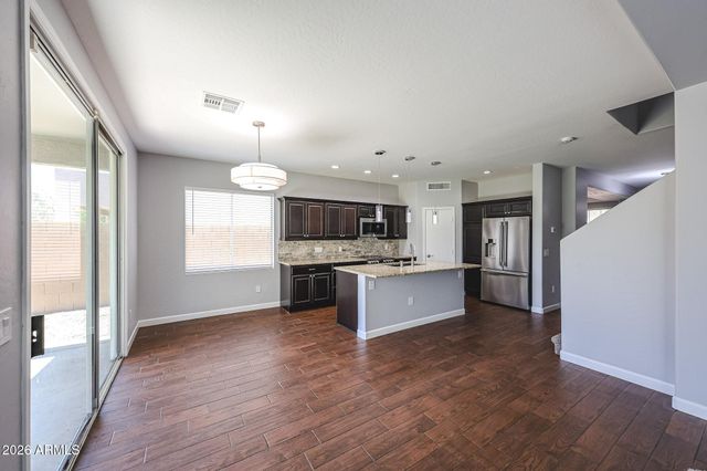 7217 W KALER Avenue, Glendale, AZ 85303