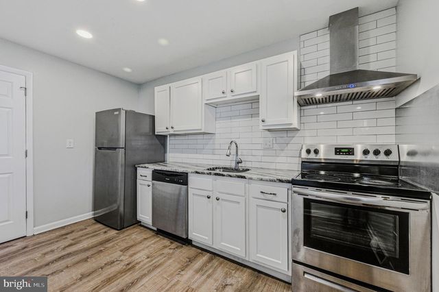 24 JACQUETTE SQ, New Castle, DE 19720