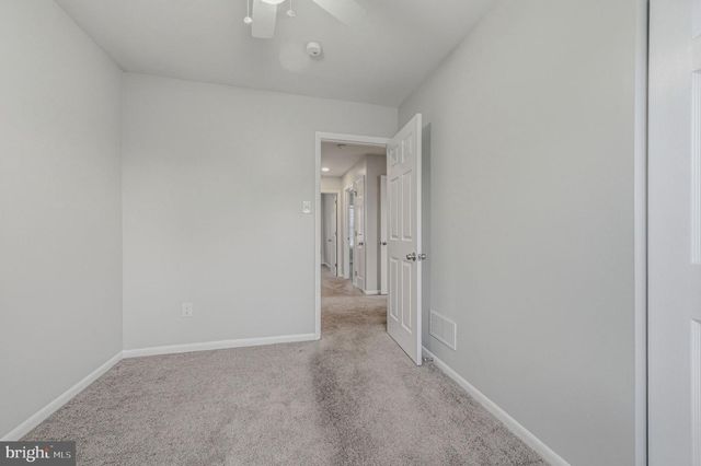 24 JACQUETTE SQ, New Castle, DE 19720