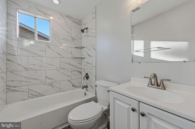 24 JACQUETTE SQ, New Castle, DE 19720