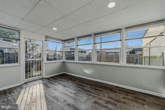 24 JACQUETTE SQ, New Castle, DE 19720