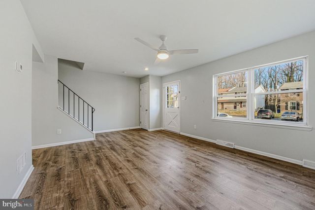 24 JACQUETTE SQ, New Castle, DE 19720