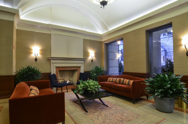 25 E Superior Street 2102, Chicago, IL 60611
