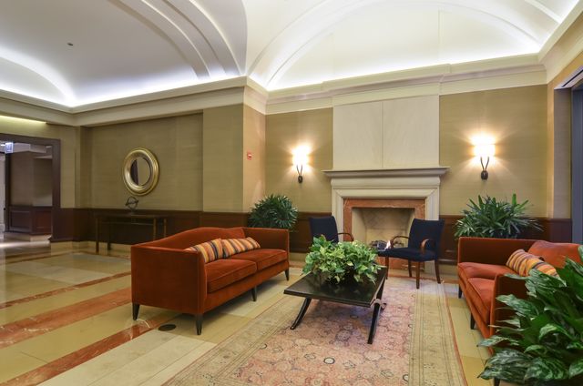 25 E Superior Street 2102, Chicago, IL 60611