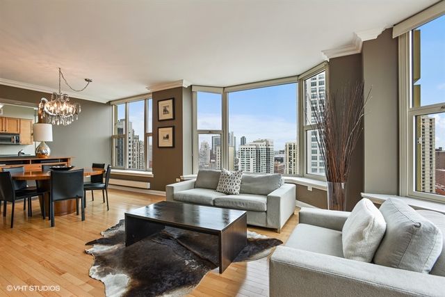 25 E Superior Street 2102, Chicago, IL 60611