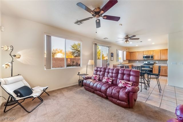 6738 Cinnabar Coast Lane, North Las Vegas, NV 89084