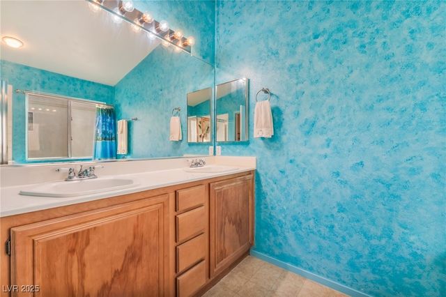 6738 Cinnabar Coast Lane, North Las Vegas, NV 89084