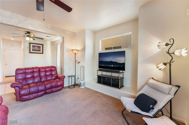 6738 Cinnabar Coast Lane, North Las Vegas, NV 89084