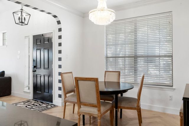 9201 Brodie LN 2303, Austin, TX 78748