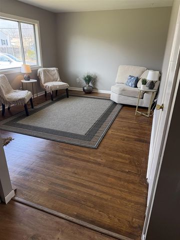 1020-1022 Avondale Circle, Kalamazoo, MI 49048