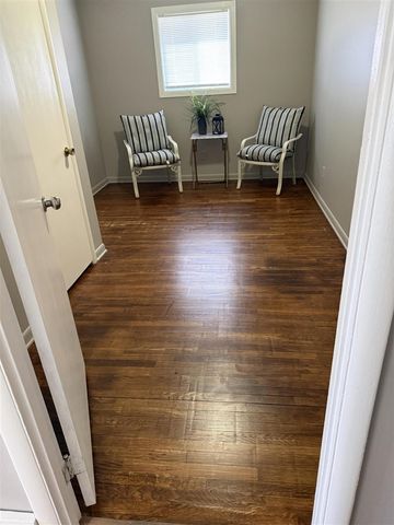 1020-1022 Avondale Circle, Kalamazoo, MI 49048