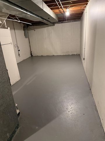 1020-1022 Avondale Circle, Kalamazoo, MI 49048