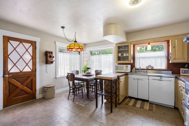 615 E MAPLE ST, Mapleton, UT 84664