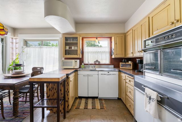 615 E MAPLE ST, Mapleton, UT 84664