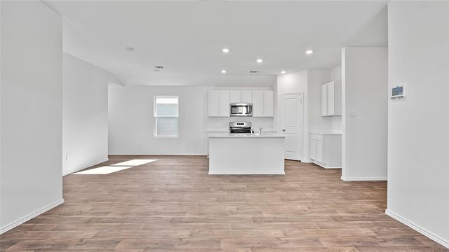 156 Celosia LOOP, Uhland, TX 78640