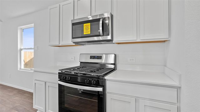 156 Celosia LOOP, Uhland, TX 78640