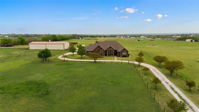 13435 Jackson Road, Krum, TX 76249