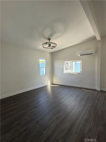 214 S Royal Ln 151, Santa Ana, CA 92704