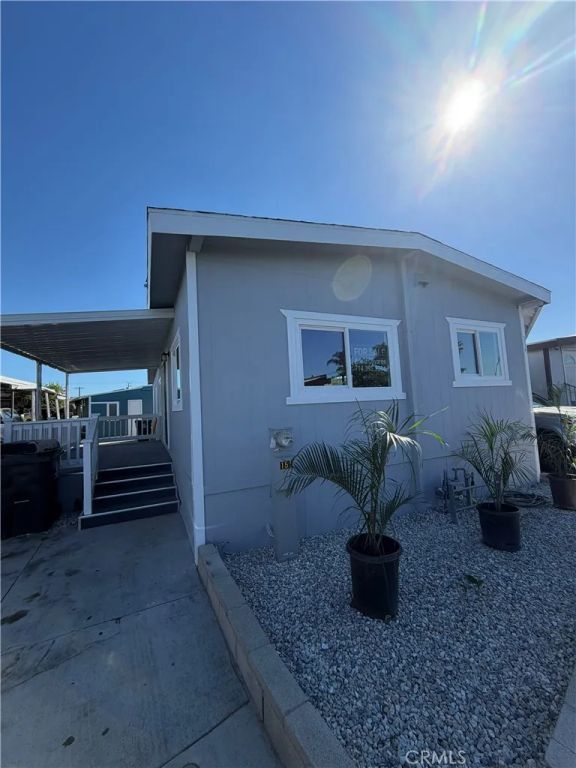 214 S Royal Ln 151, Santa Ana, CA 92704