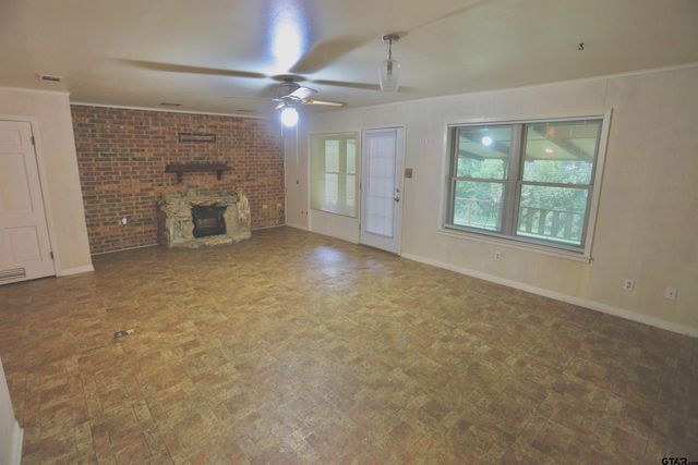 209 Circle Drive, Mineola, TX 75773