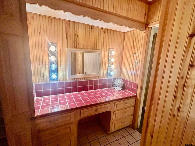 209 Circle Drive, Mineola, TX 75773