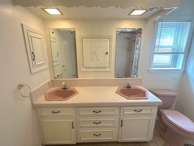 209 Circle Drive, Mineola, TX 75773