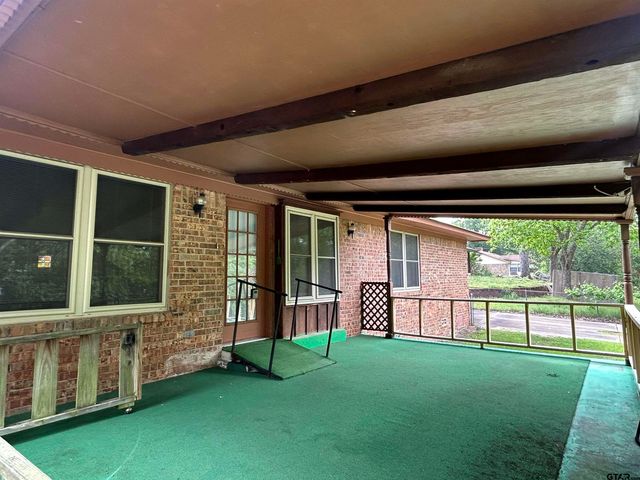 209 Circle Drive, Mineola, TX 75773