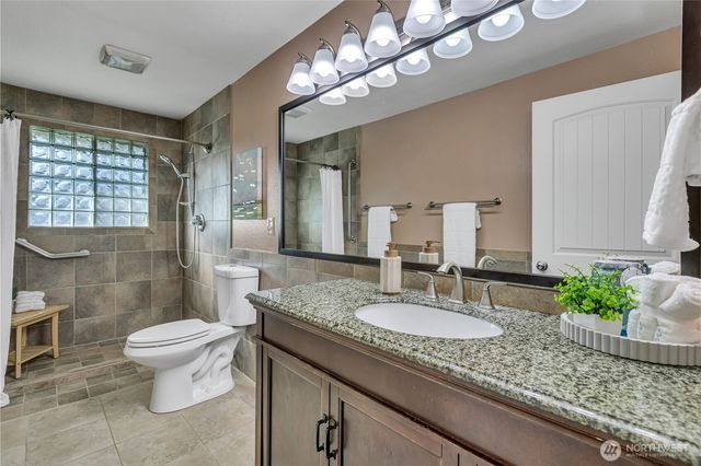 11404 Karshner Road E, Edgewood, WA 98372