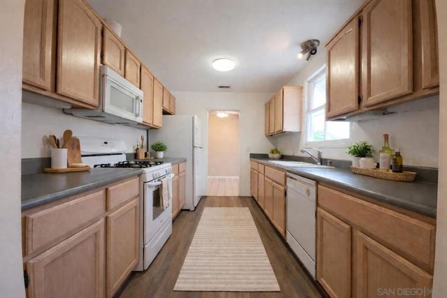 1820 Englewood Dr, Lemon Grove, CA 91945