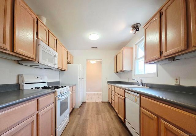 1820 Englewood Dr, Lemon Grove, CA 91945