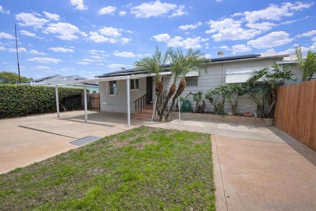 1820 Englewood Dr, Lemon Grove, CA 91945