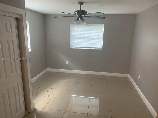 6621 NW 30th St, Sunrise, FL 33313