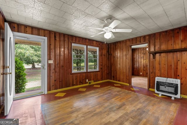 1374 Clem Lowell Road, Carrollton, GA 30116
