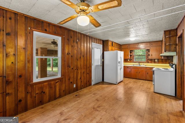 1374 Clem Lowell Road, Carrollton, GA 30116