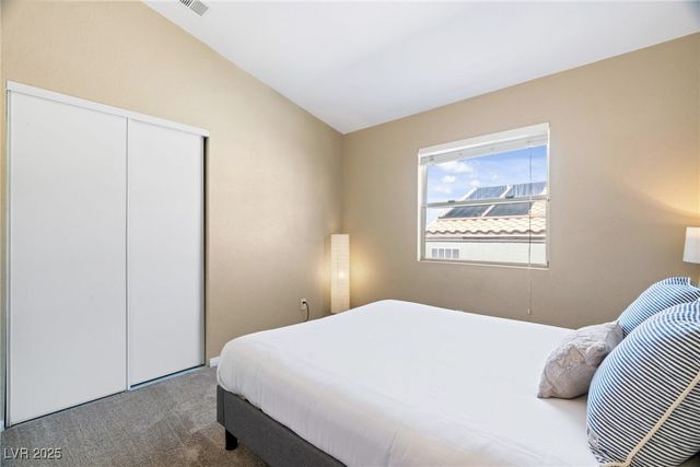 8213 Grassy Point Circle, Las Vegas, NV 89145